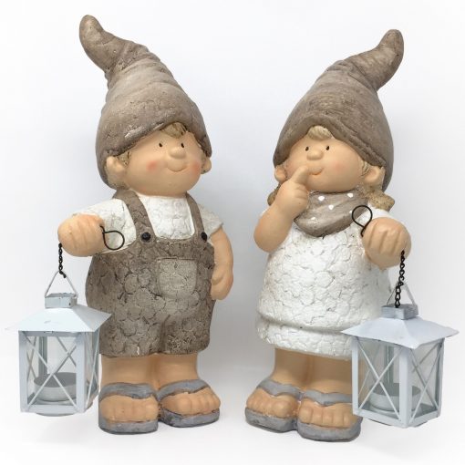 Deko Kinder mit Zipfelmütze & weißer Laterne, Deko Figuren sandfarben aus Blech für Teelichter - geeignet für echte Teelichter oder LED-Teelichter.