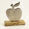 Aluminium Apfel auf Holzsockel Deko 🍏 15 x 5 x 17 cm